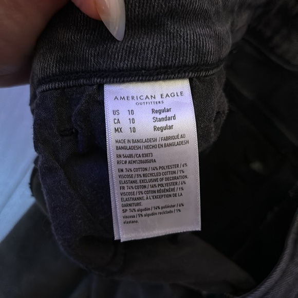 American Eagle Jeans - Picture 2 of 3